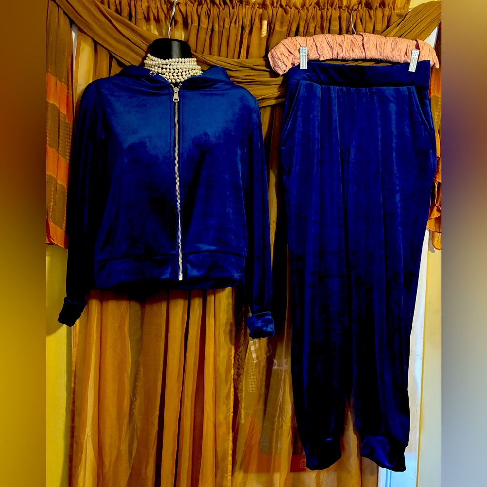 MAGASCHONI (NWT) Velour Two-Piece Set-size XS